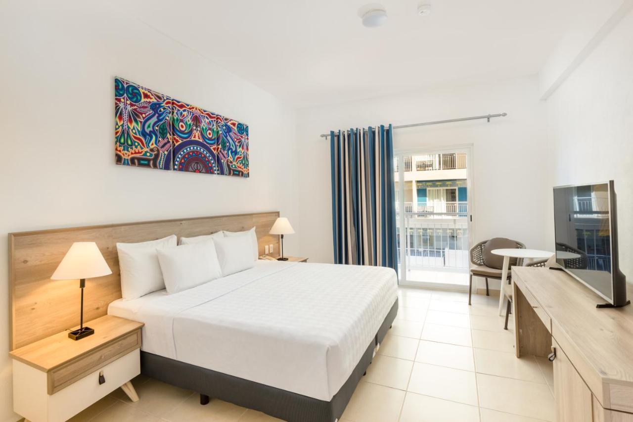 Decameron La Marina Guayabitos, Ramada All-Inclusive Resort Ринкон-де-Гуайябитос Экстерьер фото