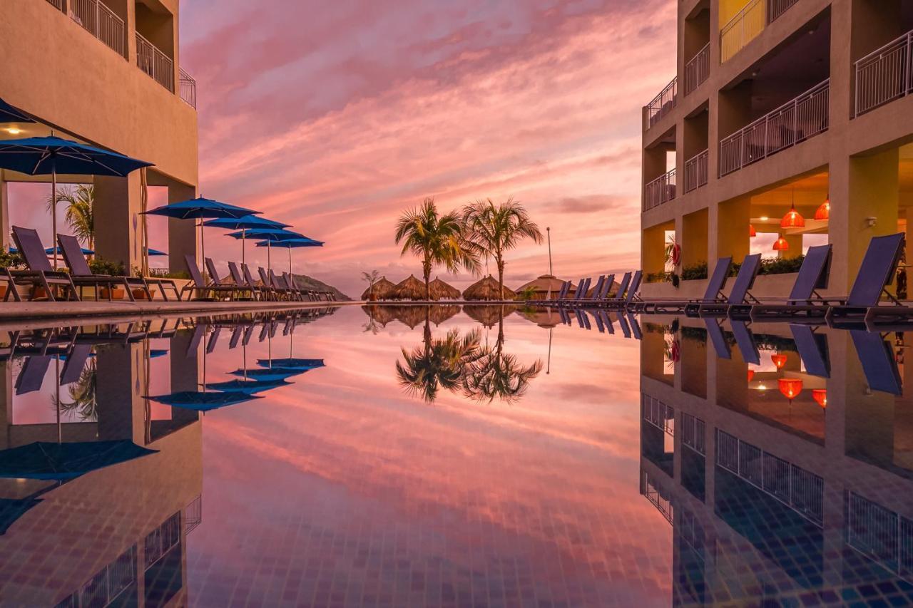 Decameron La Marina Guayabitos, Ramada All-Inclusive Resort Ринкон-де-Гуайябитос Экстерьер фото