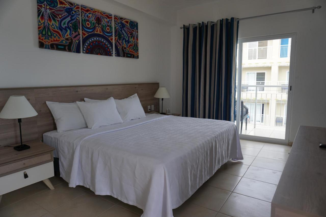 Decameron La Marina Guayabitos, Ramada All-Inclusive Resort Ринкон-де-Гуайябитос Экстерьер фото