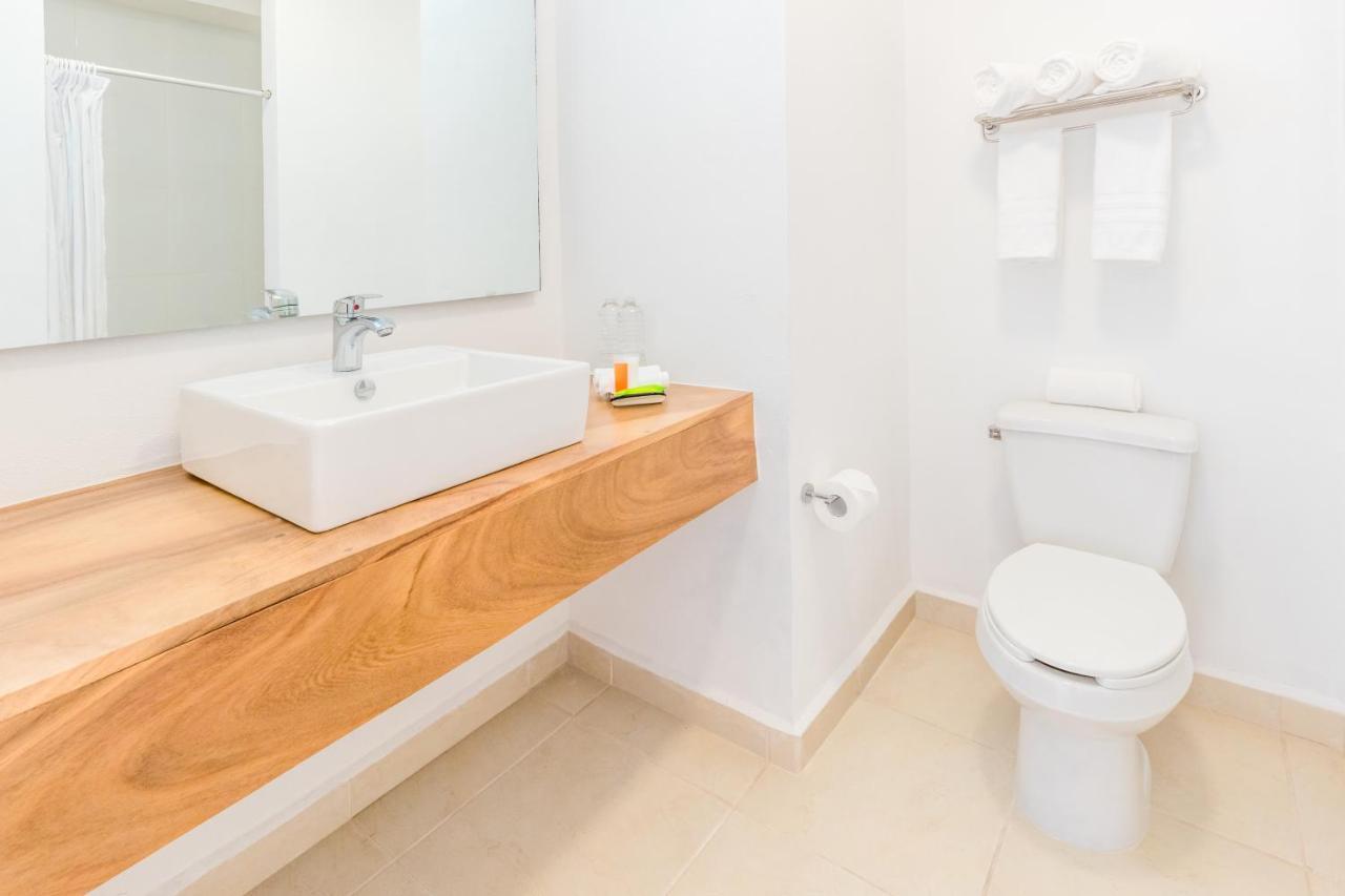 Decameron La Marina Guayabitos, Ramada All-Inclusive Resort Ринкон-де-Гуайябитос Экстерьер фото